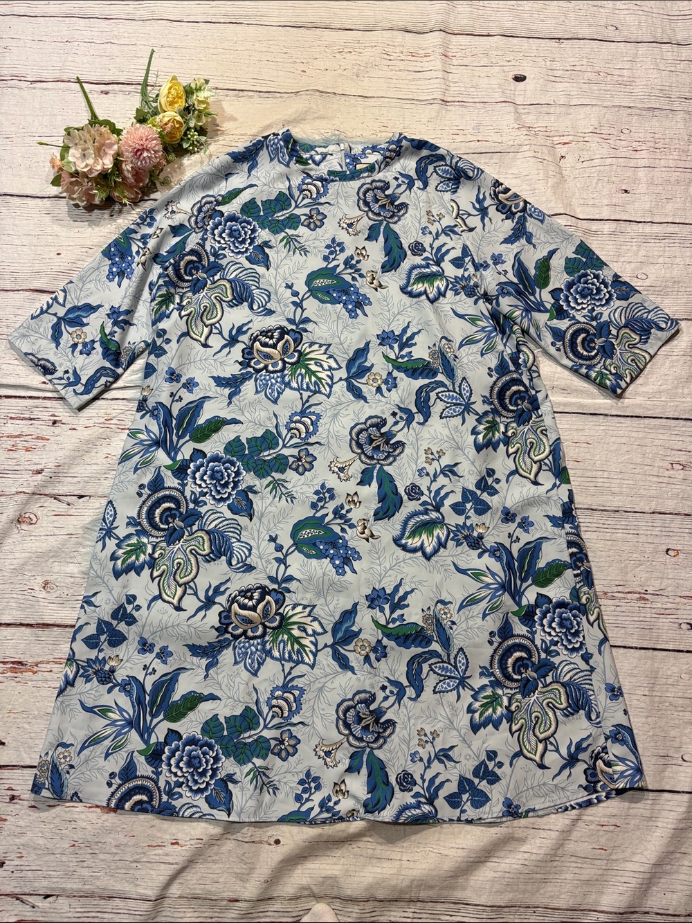 Tuckernuck Heirloom Floral Baroque Shift Shirt Midi Dress